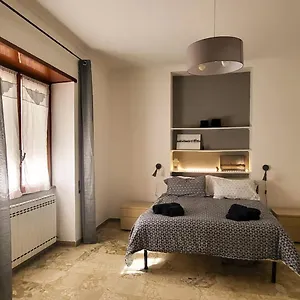 3 Sisters House Appartamento